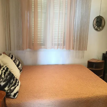 Marie Antoinette Séjour chez l'habitant Beausoleil